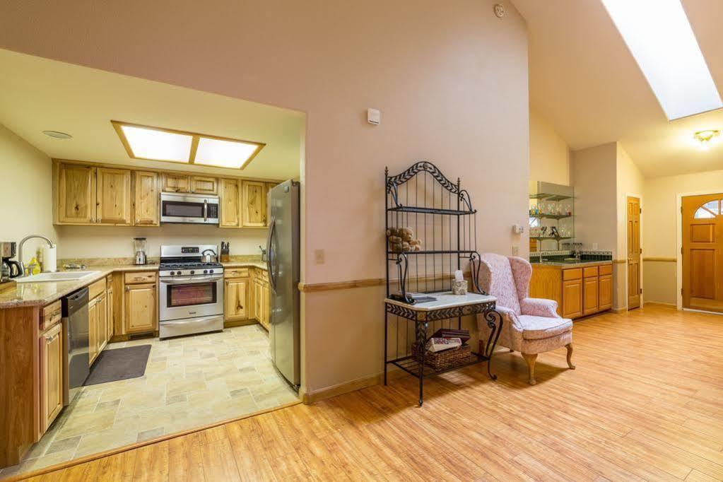 Spring Wonderland Holiday home Yosemite West