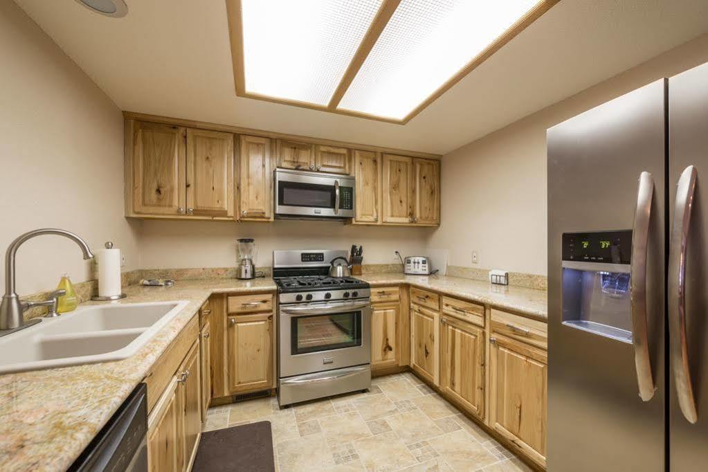 Spring Wonderland Holiday home Yosemite West